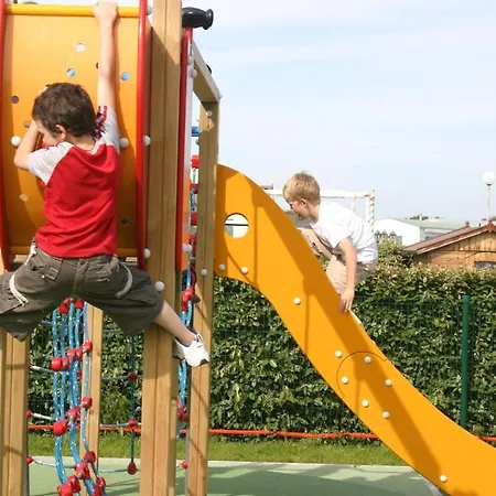 Курортный комплекс Hotellerie De Plein Air Belle Dune