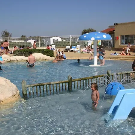 Hotellerie De Plein Air Belle Dune *