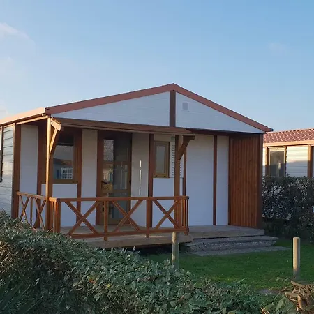 Üdülőközpont Hotellerie De Plein Air Belle Dune *